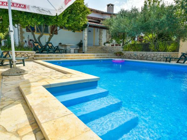 A la foto es mostra l'objecte Holiday Home Villa Ana by Interhome situat a la ciutat de Kruševo.