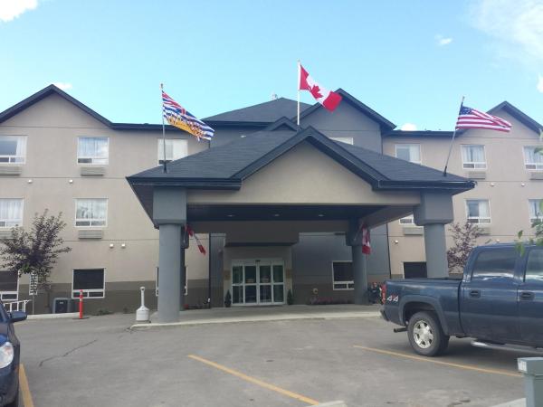 A la foto es mostra l'objecte Sigma Inn & Suites Hudson's Hope situat a la ciutat de Hudson Hope.
