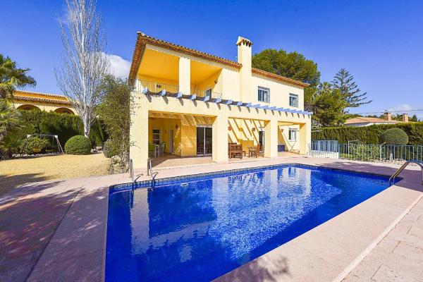 A la foto es mostra l'objecte Villa Gio - PlusHolidays situat a la ciutat de Calp.