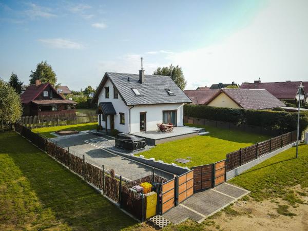 Na zdjęciu widoczny jest obiekt Dom Letniskowy Ińsko VIP - wysoki standard położony w mieście Podlipce.