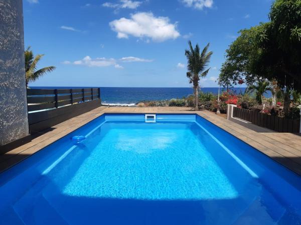 La Falaise Sea Front Villa, Flic en Flac