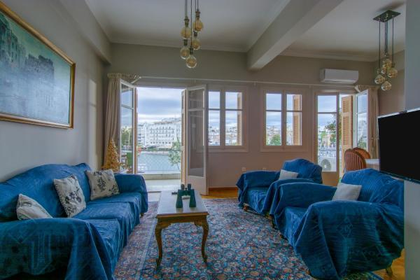 La photo montre l'objet Apartment overlooking the old bridge situé dans la ville de Chalcis.