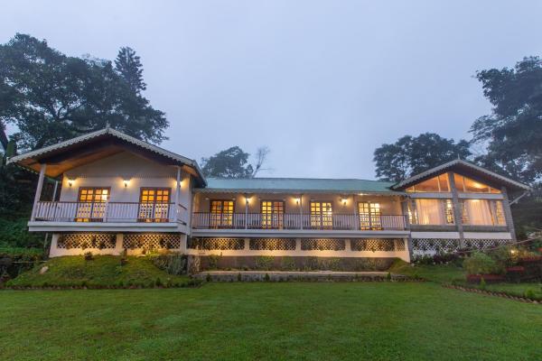 Auf dem Foto ist das Objekt amã Stays & Trails Makaibari Bungalow, Darjeeling in der Stadt Pankhābāri zu sehen.