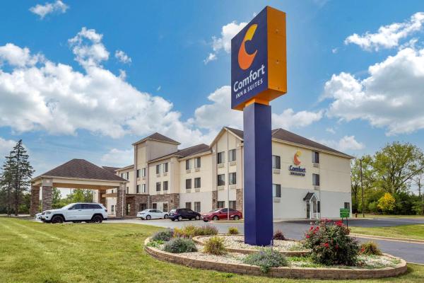 Na fotografii je vidět objekt Comfort Inn & Suites North Aurora - Naperville nacházející se ve městě Plano.