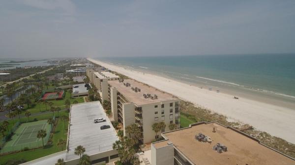 Na fotografii je vidět objekt Sand Dollar 101 condo nacházející se ve městě St. Augustine.