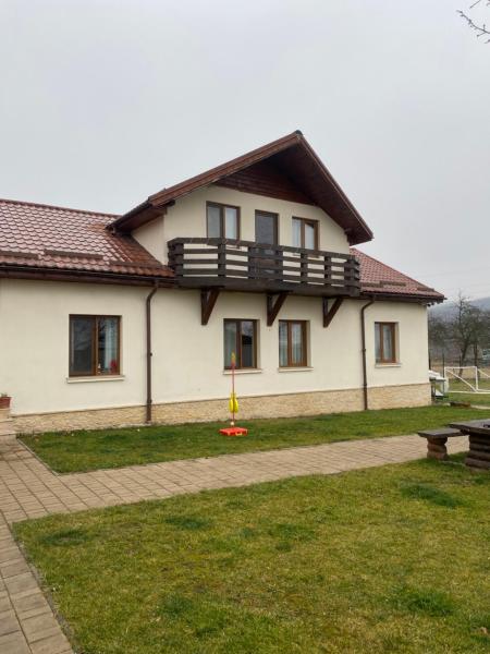 La photo montre l'objet Casa Britonia situé dans la ville de Densuş.