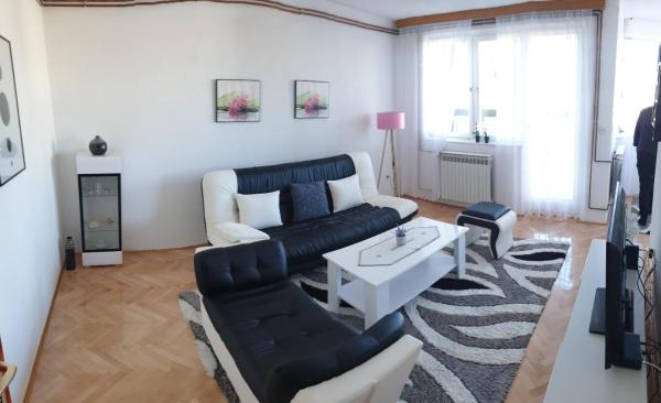 Na fotografii je vidět objekt Apartman Hana nacházející se ve městě Sanski most.