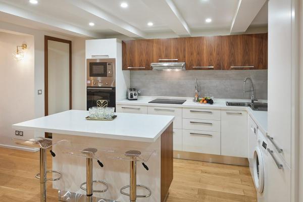 Foto 6: Sunlight Properties - Palme D Or - 2 Bedrooms, modern holiday rental apartment, hyper central
