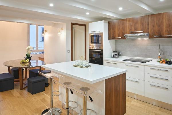 Foto 8: Sunlight Properties - Palme D Or - 2 Bedrooms, modern holiday rental apartment, hyper central