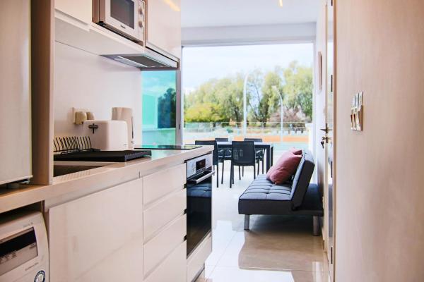 Phaedrus Living - Seaside Luxury Flat Harbour 110, Paphos