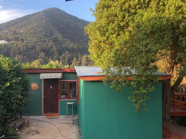 Nella foto è visibile l'oggetto CABAÑA ZAPALLAR BOSQUE PLAYA Hz situato nella città di Zapallar.