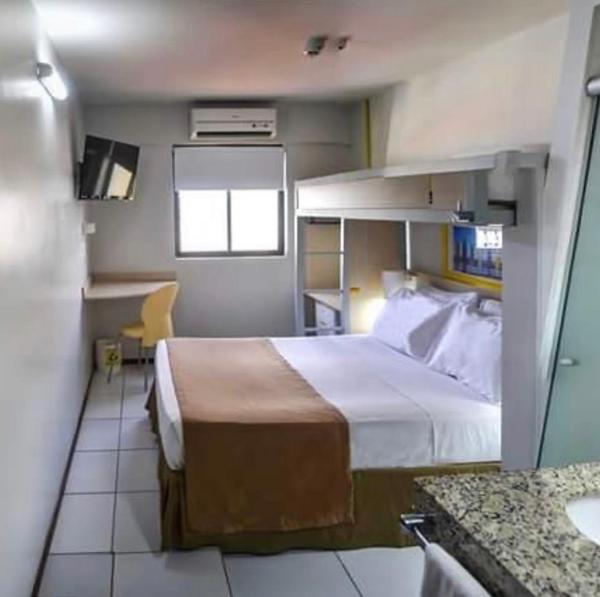 A la foto es mostra l'objecte Expresso R1 Hotel Economy Suites situat a la ciutat de Maceió.