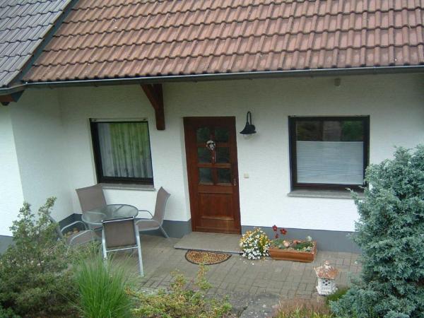照片显示了位于Oberbach市的Ferienwohnung Hergenröder物件。