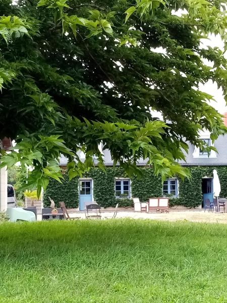 På billedet ses objektet Le clos champêtre beliggende i byen Longué.