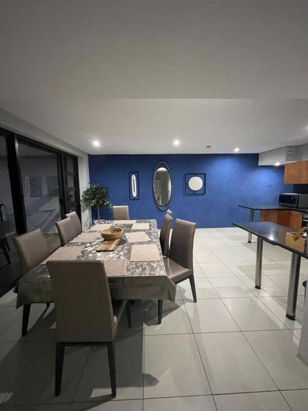 Photo 4 : Exquisite 6 Sleeper - With Sea Views across Ushaka