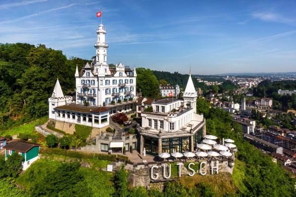 A la foto es mostra l'objecte Château Gütsch situat a la ciutat de Lucerna.