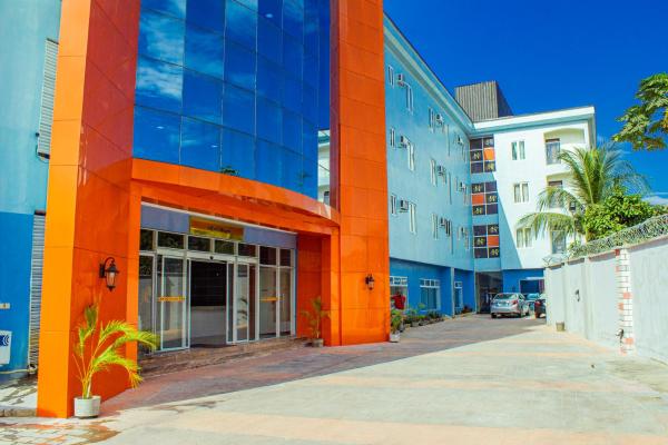 A la foto es mostra l'objecte Havilah Towers Hotel Ltd situat a la ciutat de Itiam Etoi.
