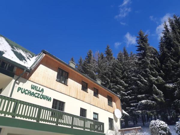 Na zdjęciu widoczny jest obiekt Willa Puchaczówka położony w mieście Sienna.
