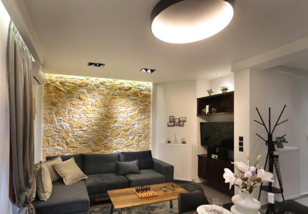På billedet ses objektet LA Larissa Luxury Apartments Koronis beliggende i byen Larisa.