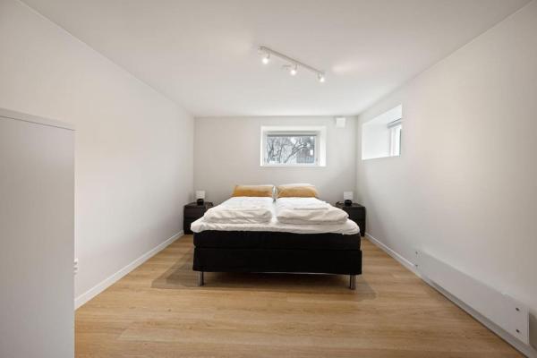 Zdjęcie 7: Practical Basement Apt with all home comforts close to City Centre