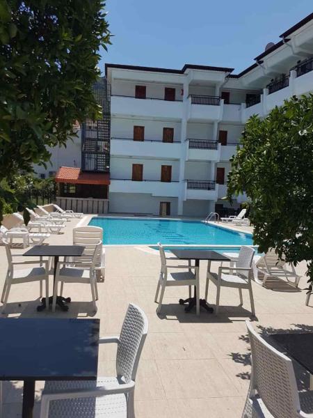 A la foto es mostra l'objecte Elijah Hotel situat a la ciutat de Kemer.