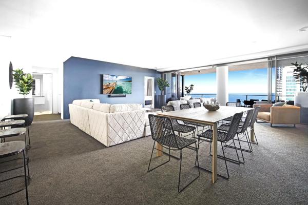 Circle on Cavill Sub Penthouse w/ 4 bedrooms的照片3