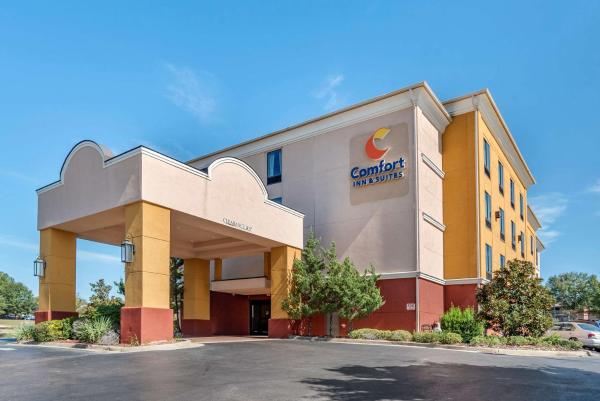A la foto es mostra l'objecte Comfort Inn & Suites Clinton - Jackson West situat a la ciutat de Raymond.