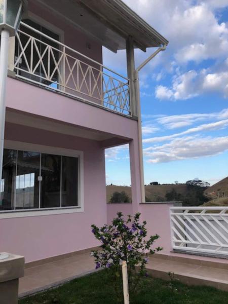 Στη φωτογραφία φαίνεται το αντικείμενο Casa Luar na Serra em Conservatória που βρίσκεται στην πόλη Valenca.