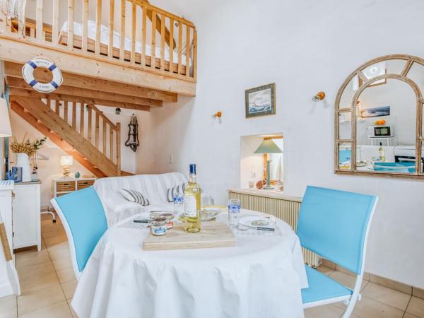 På billedet ses objektet Holiday Home La Belle Océane by Interhome beliggende i byen Saint-Pierre-Quiberon.