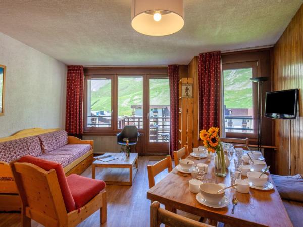 Na zdjęciu widoczny jest obiekt Apartment Le Curling B - Val Claret-40 by Interhome położony w mieście Tignes.