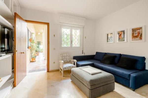 Cozy&quiet Apt in SanVicente st Andalusian patio