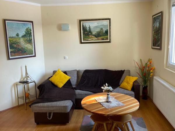 På billedet ses objektet Yellow House beliggende i byen Palisad.