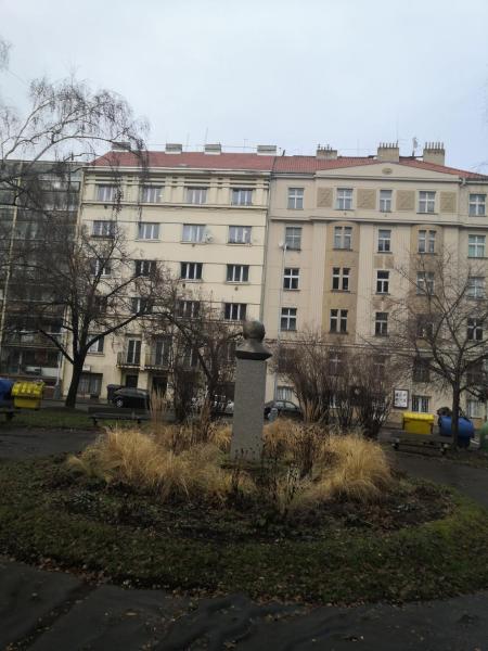 Economy flat 18 minutes from Vaclavske namesti, Prag