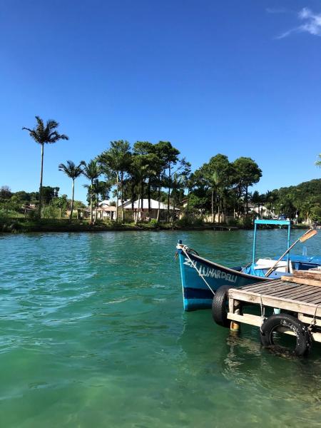 På billedet ses objektet Apartamentos Fortaleza da Barra da Lagoa beliggende i byen Florianópolis.