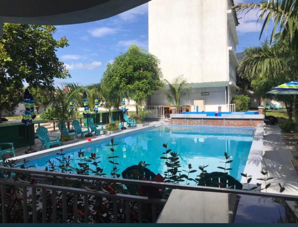 A la foto es mostra l'objecte Mountain View Hotel and Bar Restaurant situat a la ciutat de Samson.