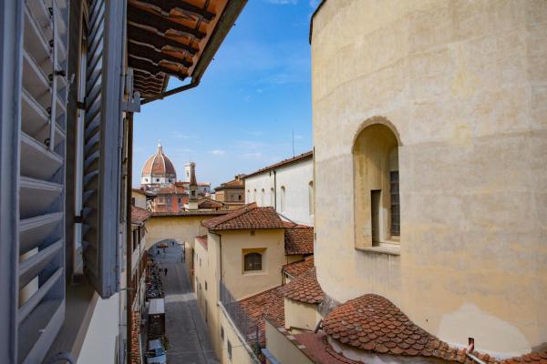 Tranquil Suite Near David, Florence