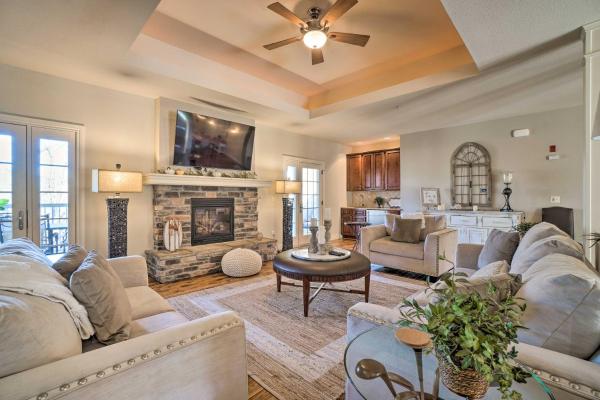 A la foto es mostra l'objecte Stunning Branson Villa with On-Site Golf Access situat a la ciutat de Branson.