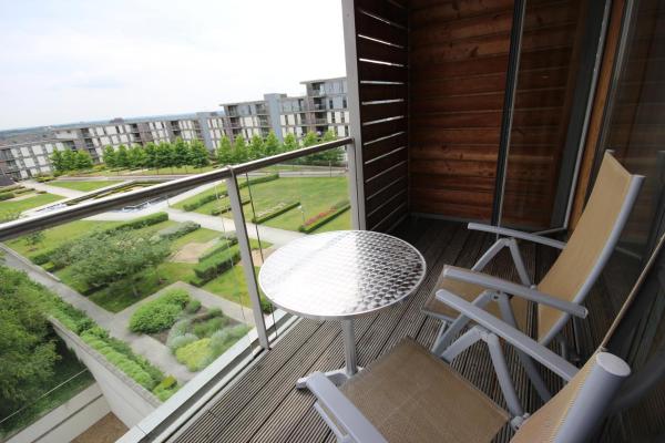 Foto 2: Cotels at Vizion Serviced Apartments, Superfast Broadband, Central Location, Free Parking, Fully Equipped Kitchen
