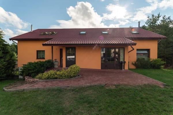 写真にはPotopy市にあるPokoje nad Szeszupą Jasionkove DOBROが写っています。