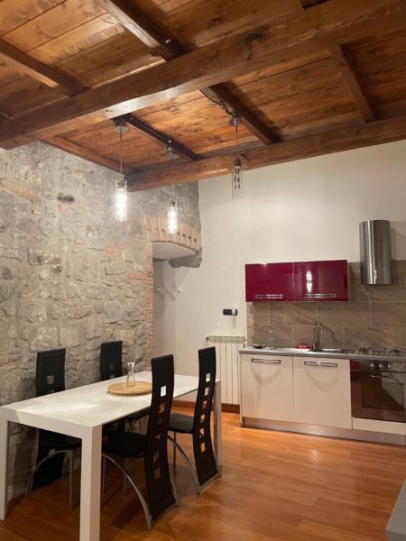 På billedet ses objektet B&B Emc2 beliggende i byen Viterbo.