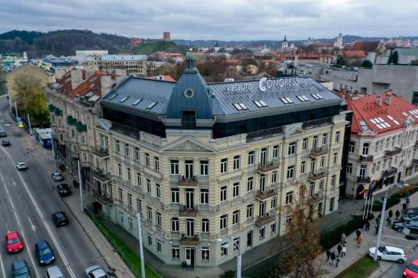A la foto es mostra l'objecte Congress Hotel situat a la ciutat de Vílnius.