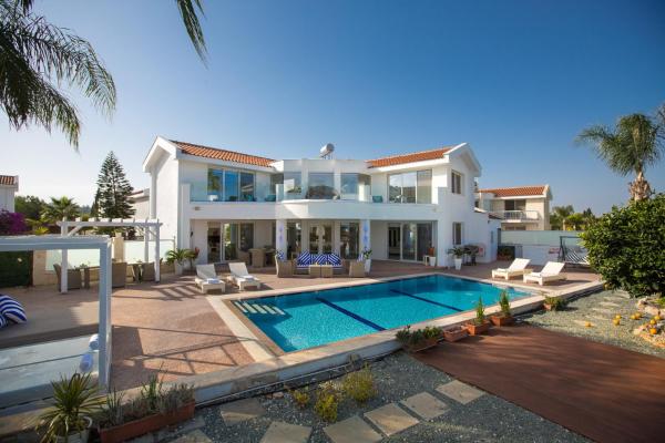 A la foto es mostra l'objecte Protaras Holiday Villa 113 situat a la ciutat de Protaras.
