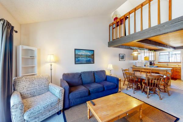 A la foto es mostra l'objecte Fraser Family Getaway situat a la ciutat de Fraser.