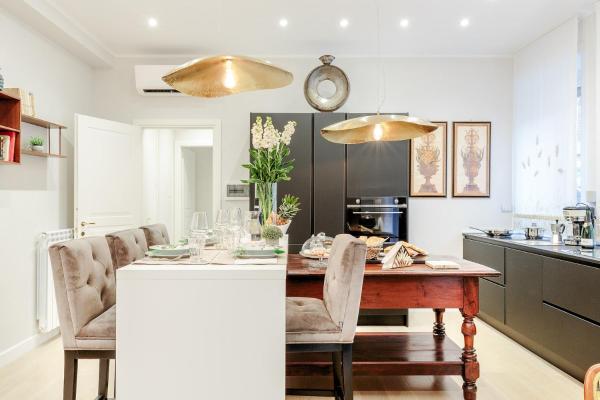 The Palace View Penthouse, Modern Luxury In Lucca - Lucques