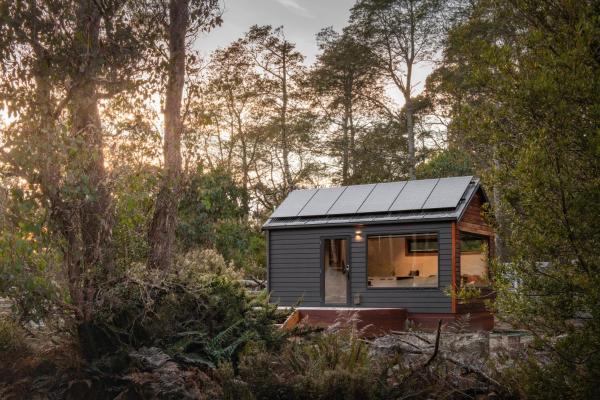 Op de foto is het object Tiny Escapes Cradle Valley te zien, gelegen in de stad Cradle Mountain.