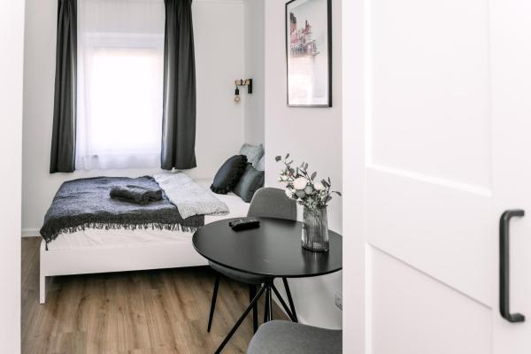 Na zdjęciu widoczny jest obiekt B15 - Wood&Black Apartman położony w mieście Újtelep.