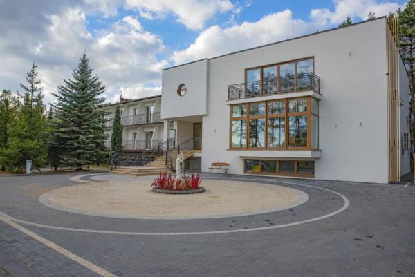 На фото показан объект Gościniec nad Zalewem Sosina, расположенный в городе Явожно.
