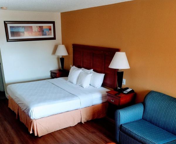 Na fotografii je vidět objekt Sylvania Inn-Sylvania,Statesboro, GA-Georgia Southern Univ GSU nacházející se ve městě Sylvania.