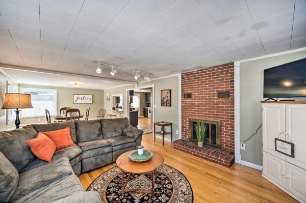A la foto es mostra l'objecte Andover House with Private Yard and ATV Trail Access! situat a la ciutat de Andover.