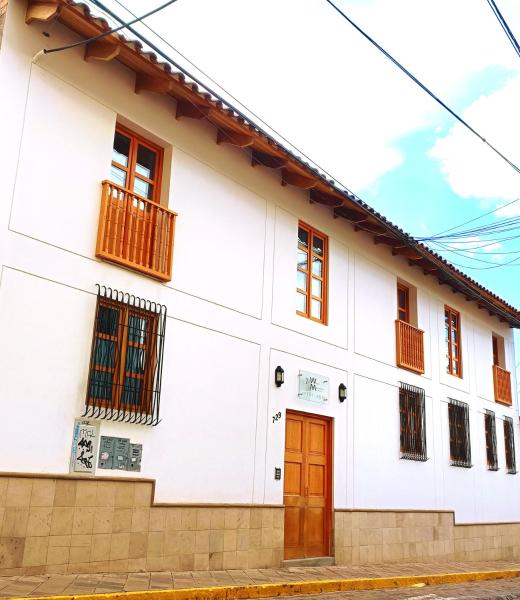 Na zdjęciu widoczny jest obiekt 7th Wonder Apart Hotel Cusco położony w mieście Cuzco.